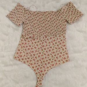 New  Little Black Bodysuit Cream/Red Roses